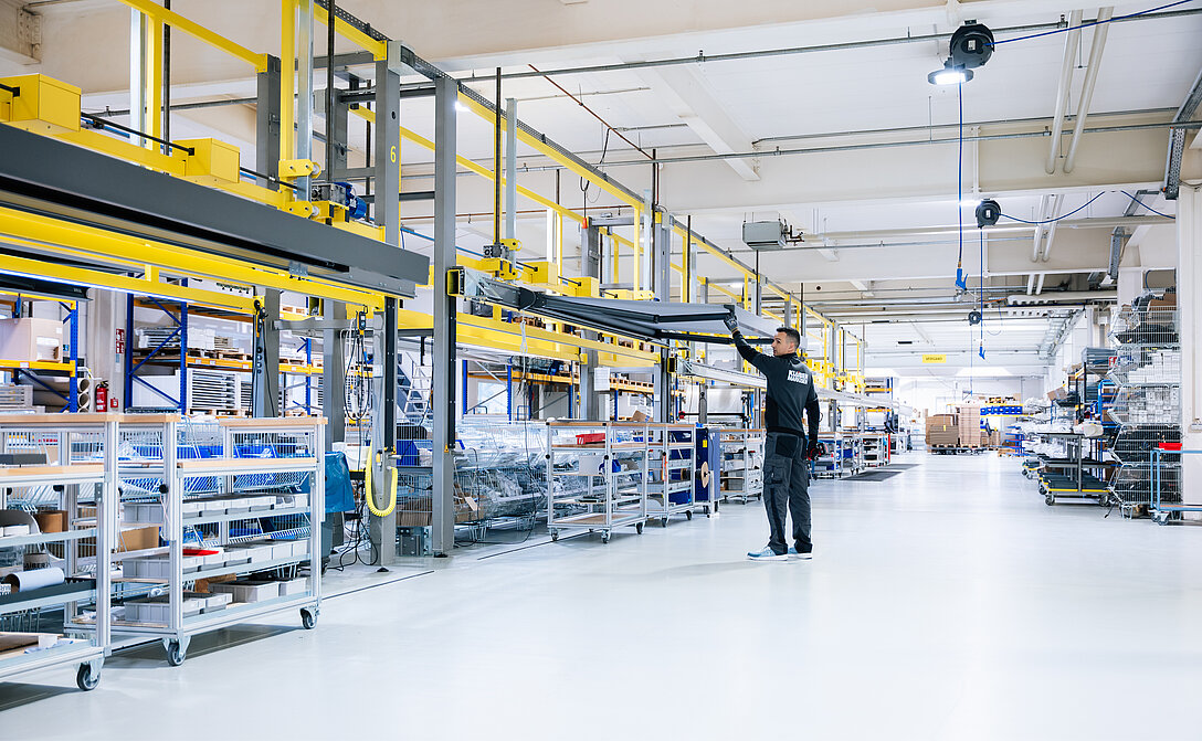 Endmontage an Markise 