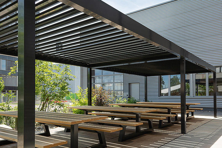 BAVONA TP6600 koppelbarer Terrassen-Pavillon mit neigbaren Aluminium-Lamellen 